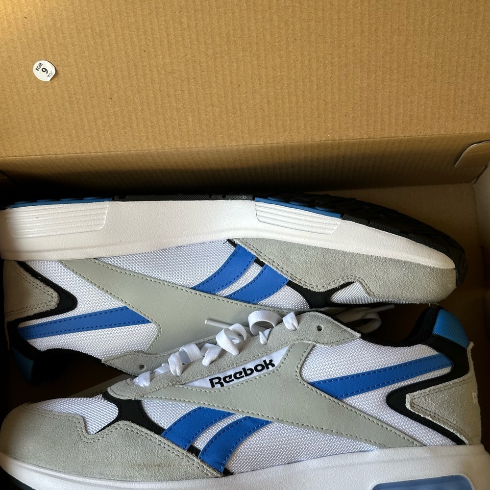 Reebok Men's White, Blue, and Gray Sneakers